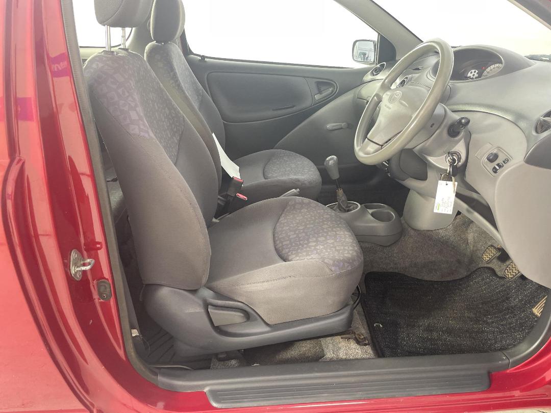 Photo '16' of Toyota Echo