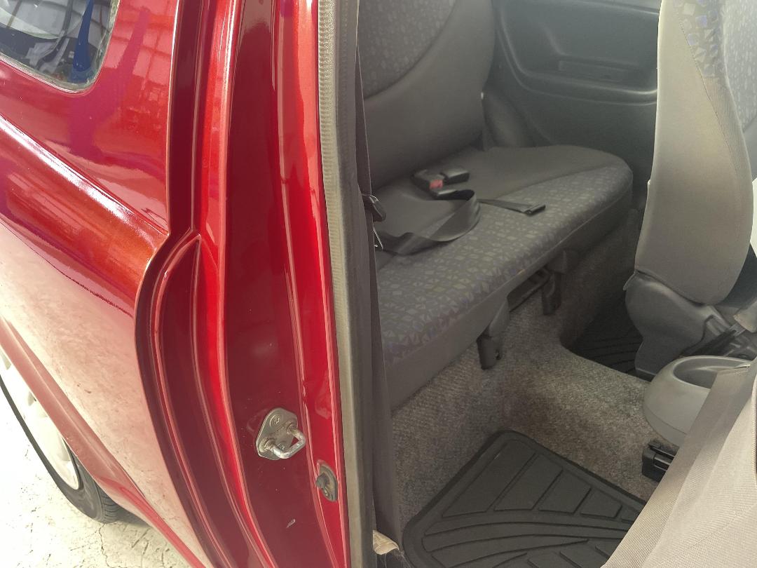 Photo '19' of Toyota Echo