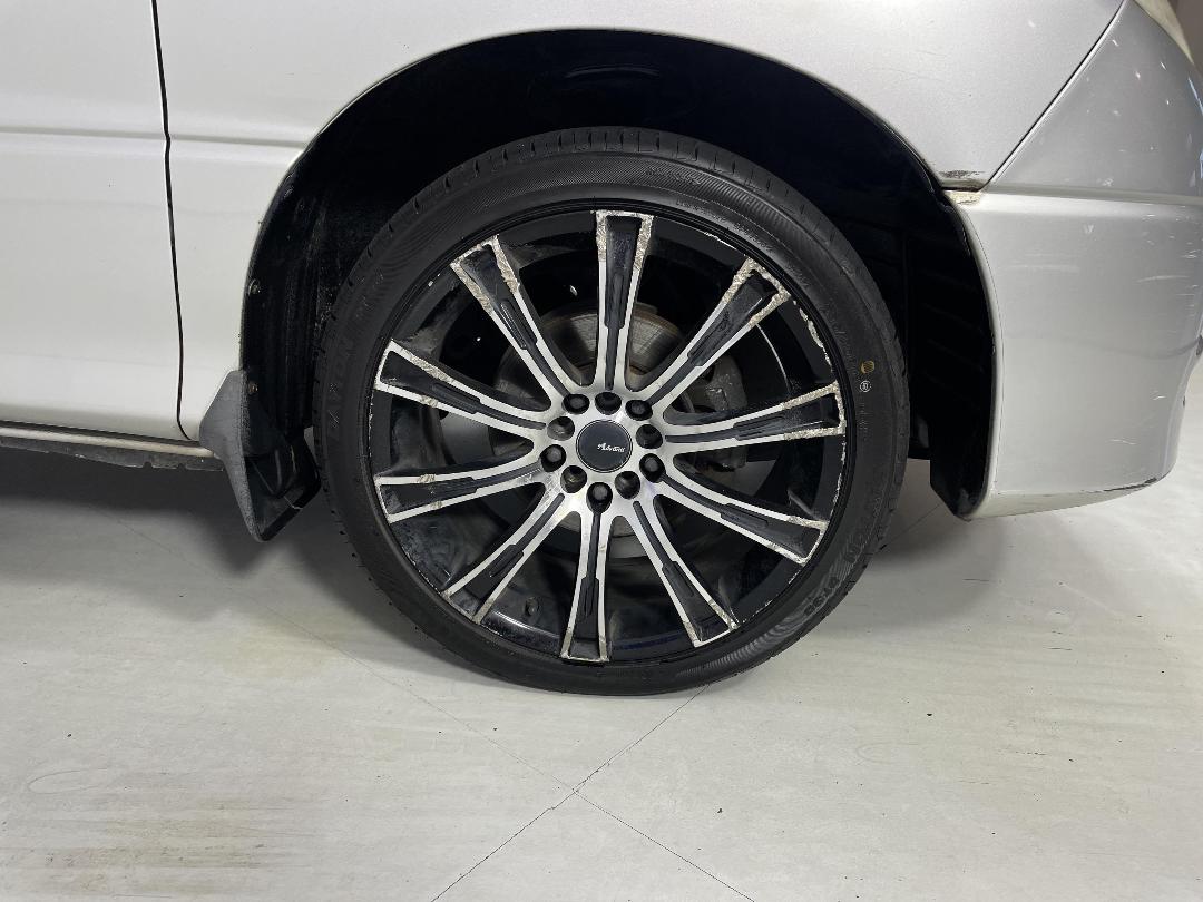 Photo '9' of Toyota Estima