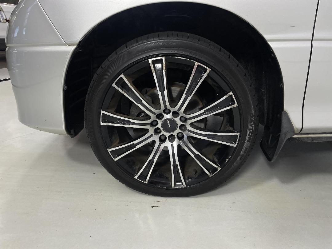 Photo '10' of Toyota Estima