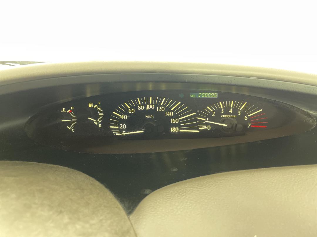 Photo '21' of Toyota Estima