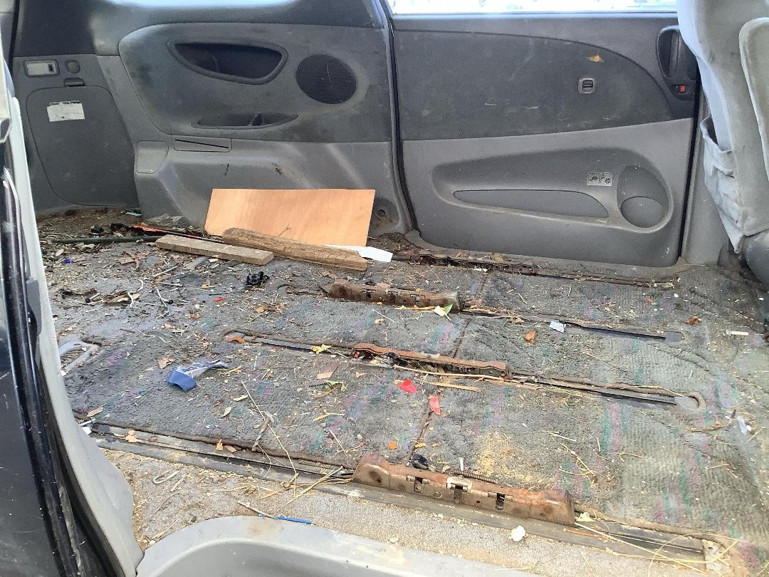 Photo '8' of Toyota Estima T Photo '8' of Toyota Estima T