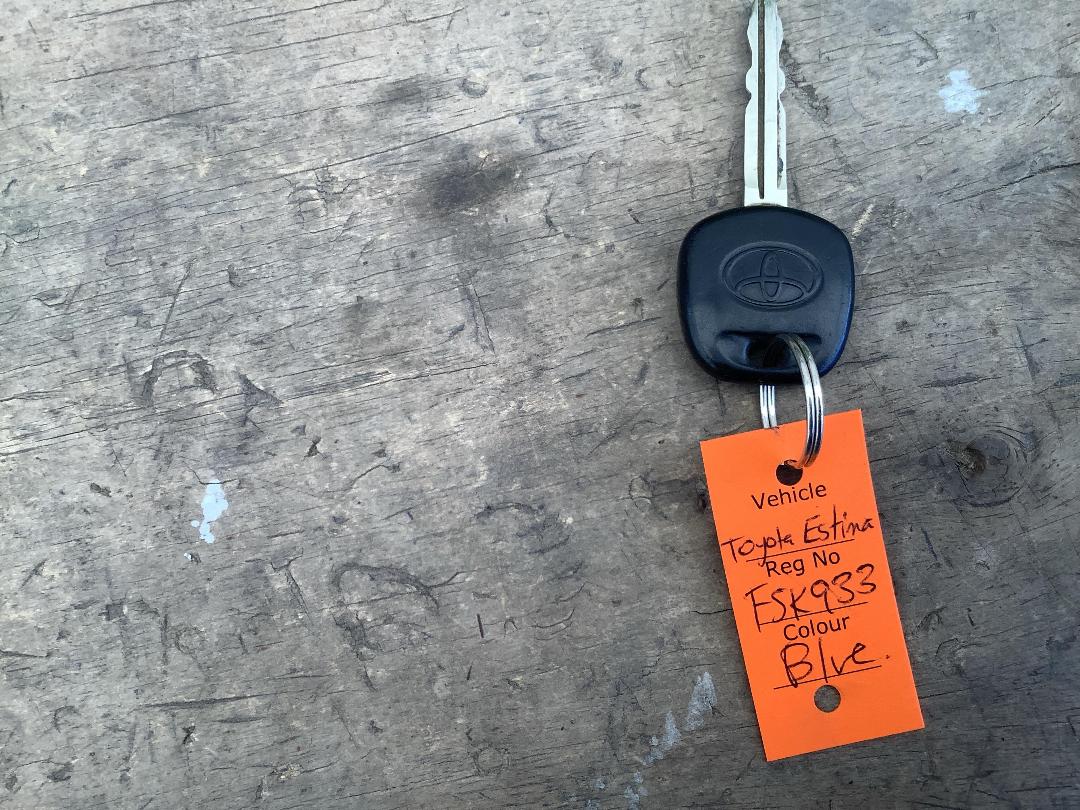 Photo '18' of Toyota Estima T Photo '18' of Toyota Estima T