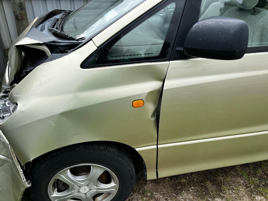 Photo '9' of Toyota Estima T