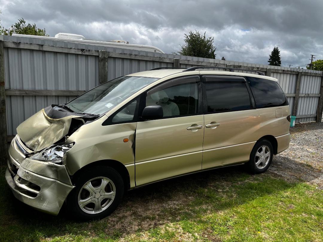 Photo '11' of Toyota Estima T