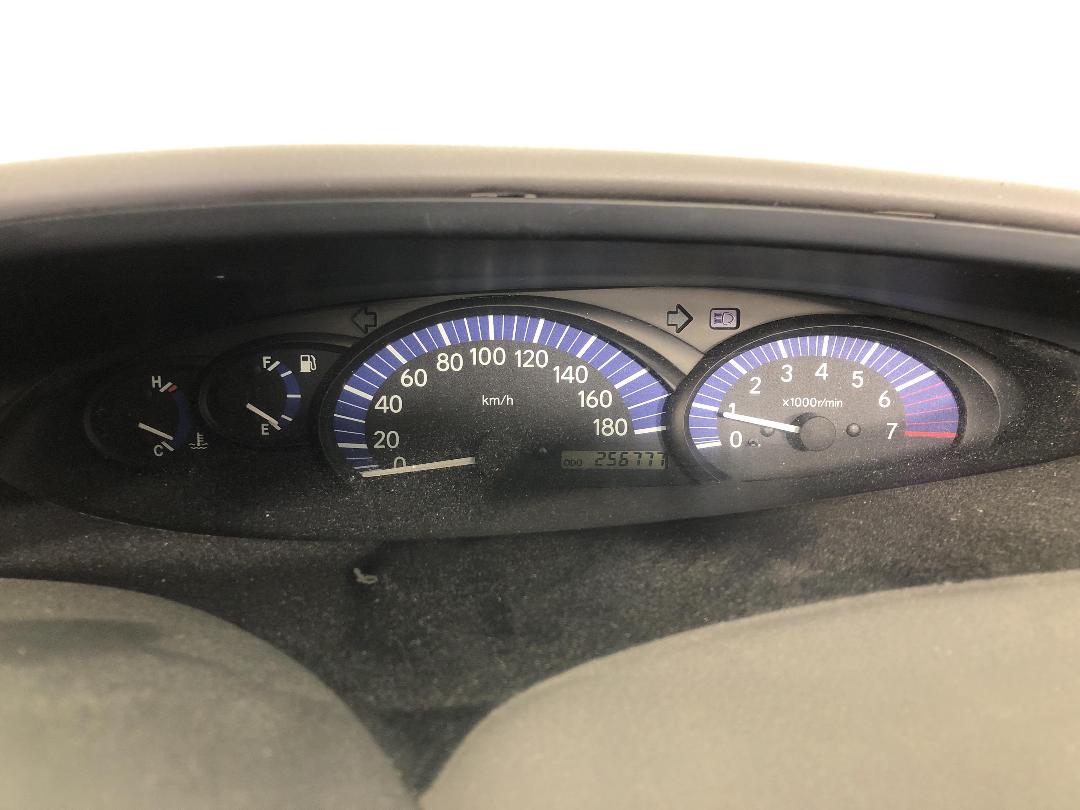 Photo '16' of Toyota Estima T