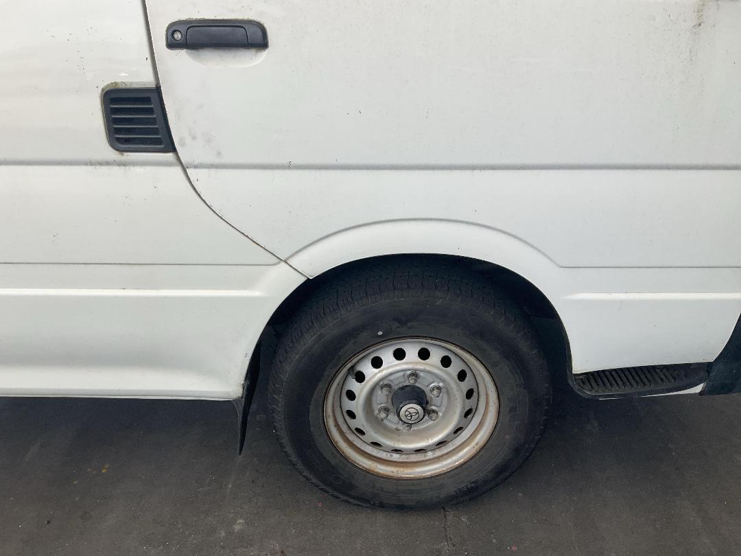 Photo '22' of Toyota Hiace VAN Photo '22' of Toyota Hiace VAN