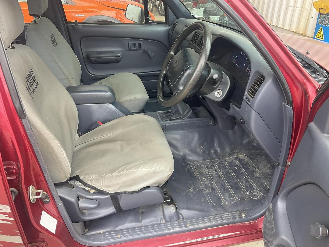 Photo '9' of Toyota Hilux D/C