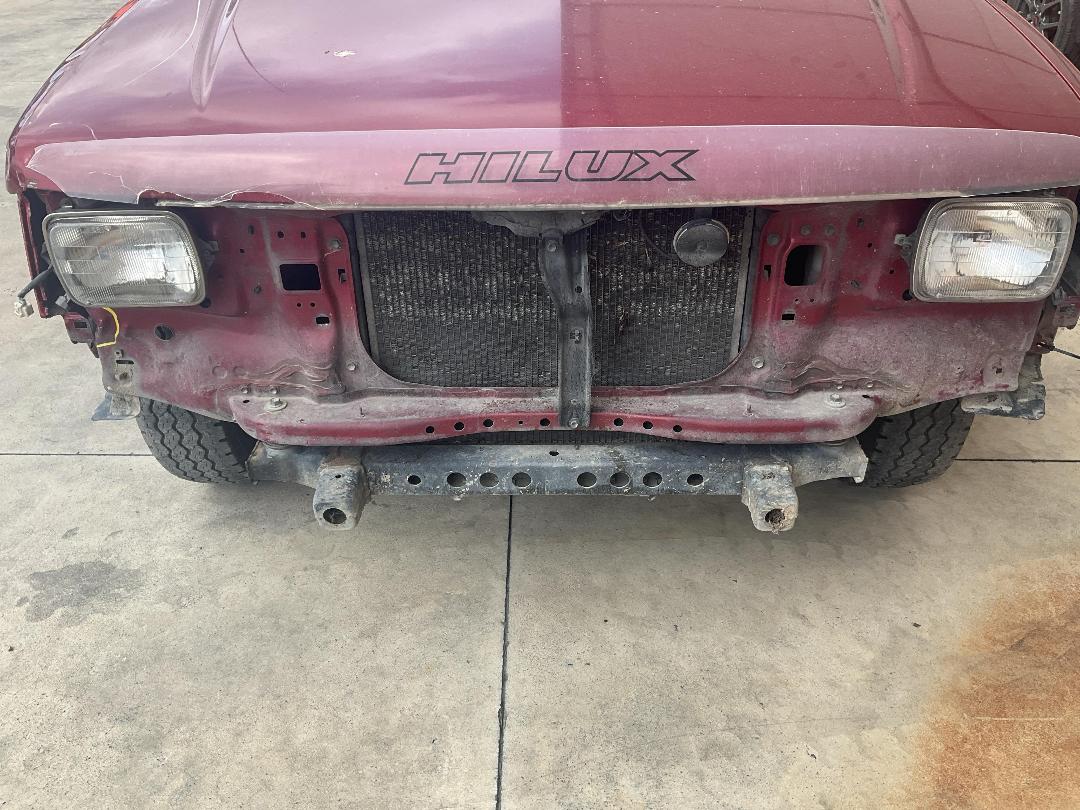 Photo '16' of Toyota Hilux D/C