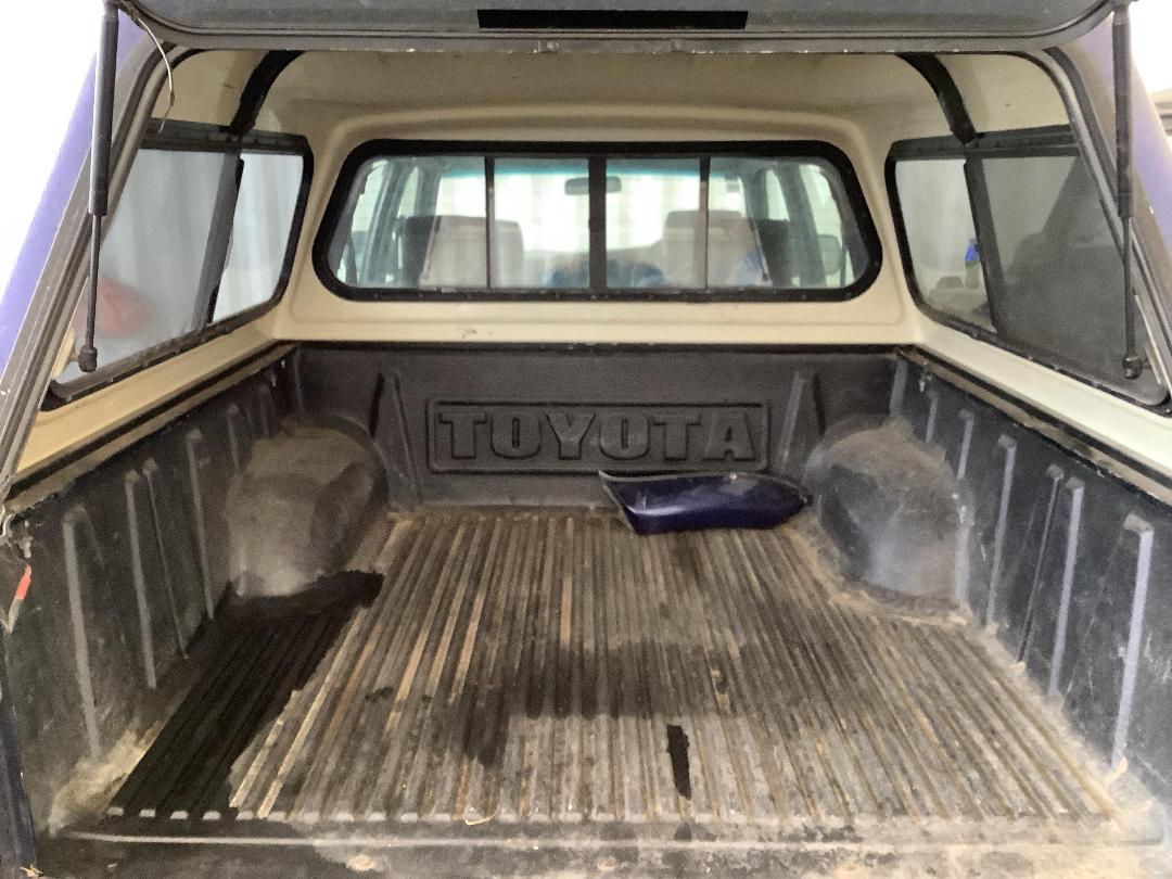 Photo '10' of Toyota Hilux TD SR5 D/C