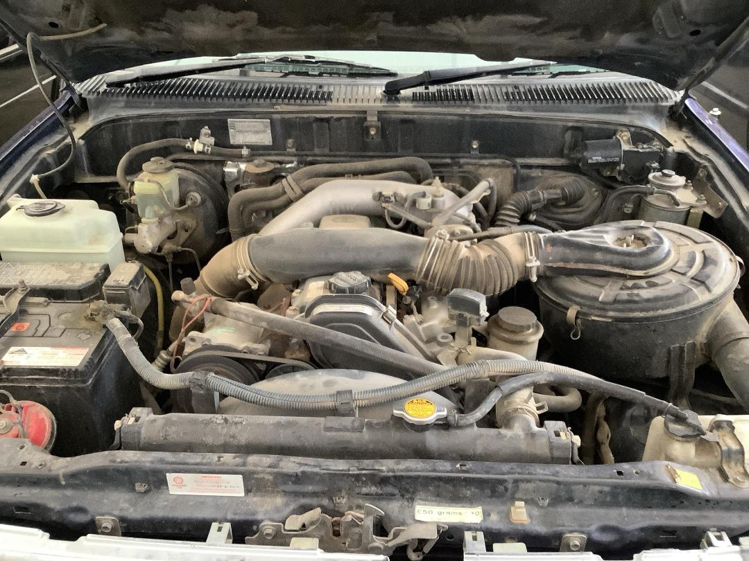 Photo '18' of Toyota Hilux TD SR5 D/C