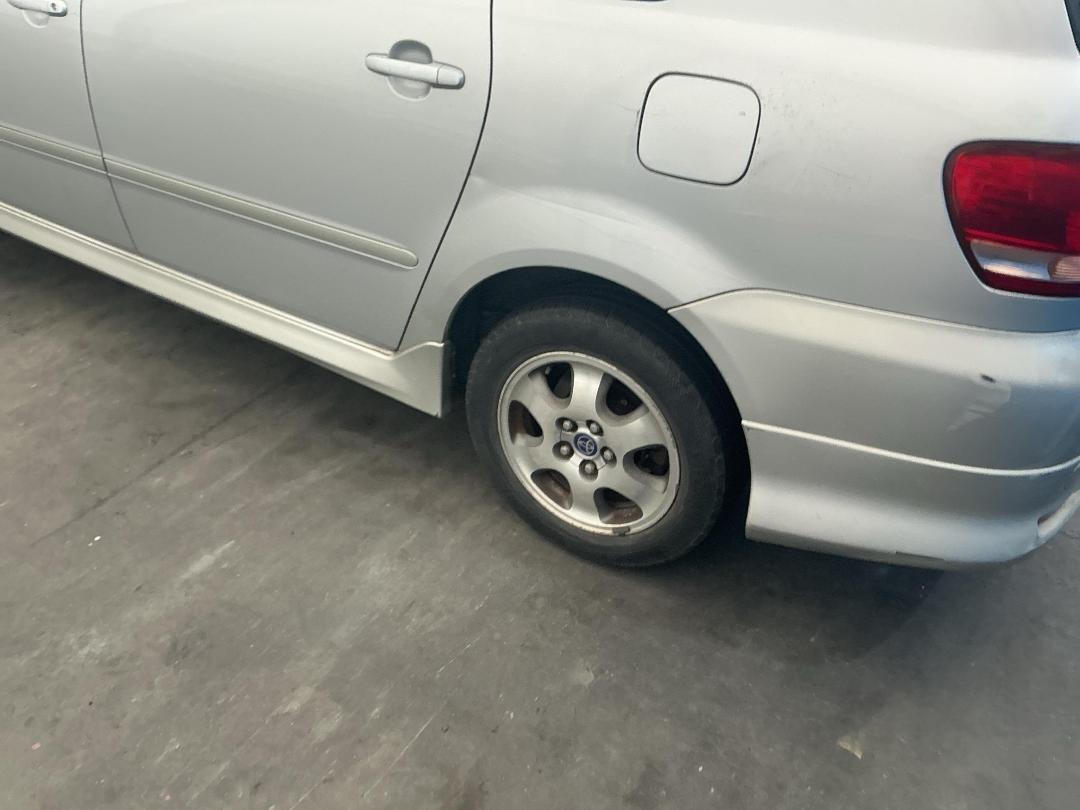 Photo '11' of Toyota Ipsum Photo '11' of Toyota Ipsum