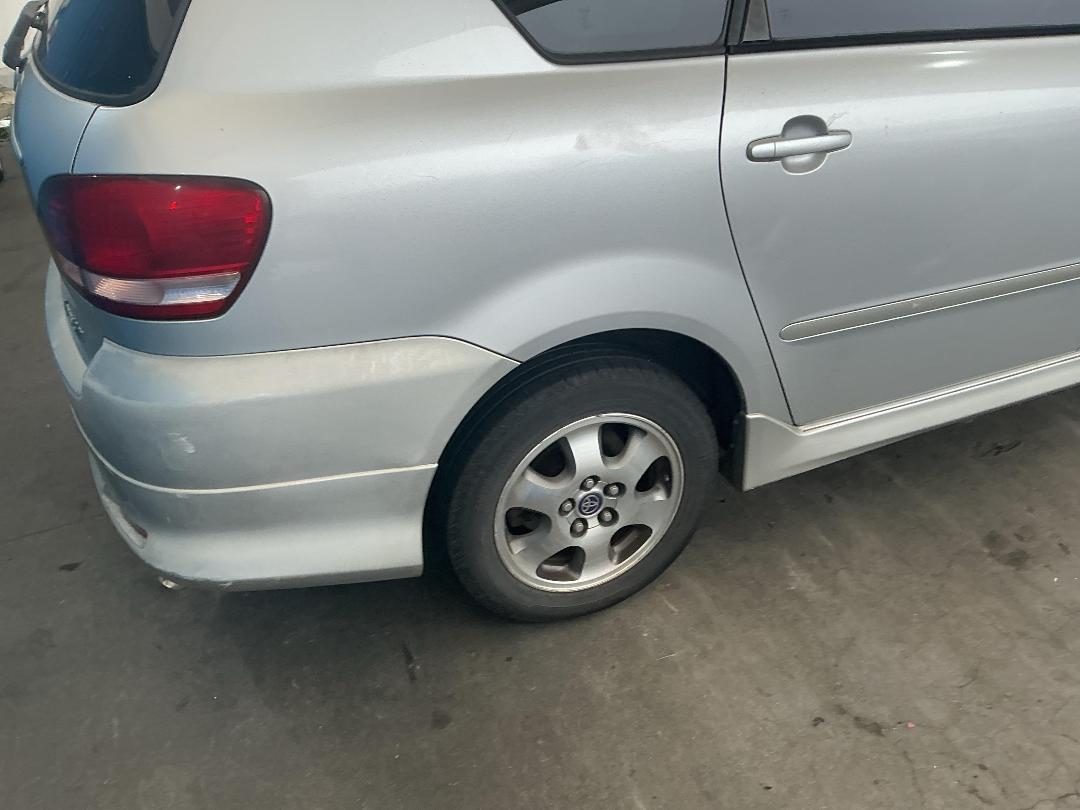 Photo '14' of Toyota Ipsum Photo '14' of Toyota Ipsum