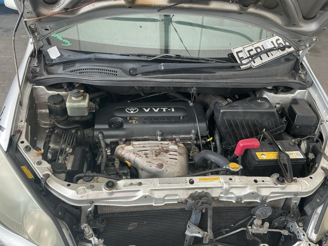 Photo '17' of Toyota Ipsum Photo '17' of Toyota Ipsum