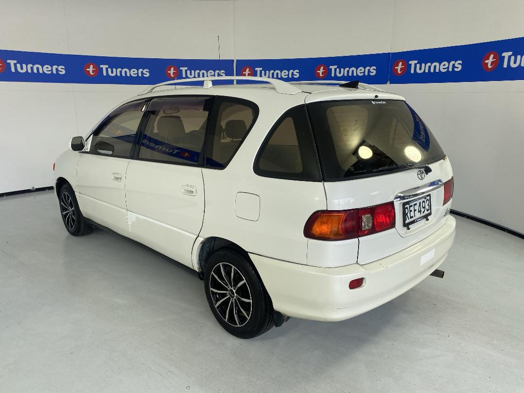 Photo '5' of Toyota Ipsum Photo '5' of Toyota Ipsum