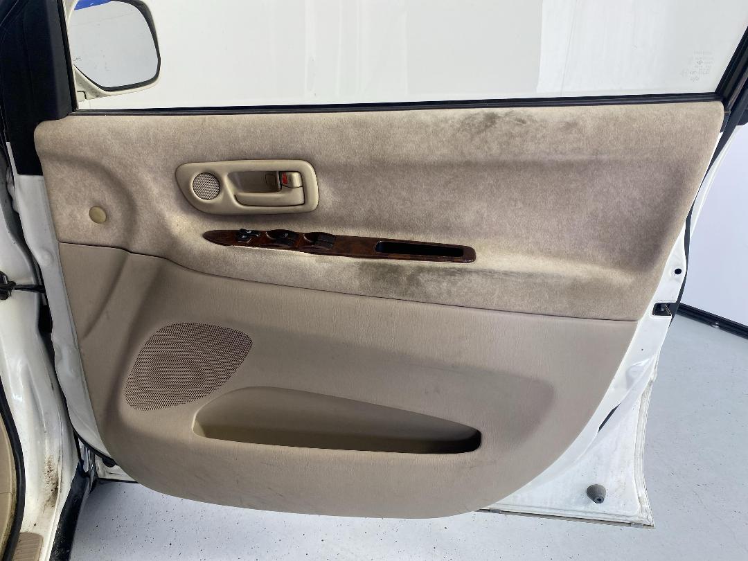 Photo '15' of Toyota Ipsum Photo '15' of Toyota Ipsum