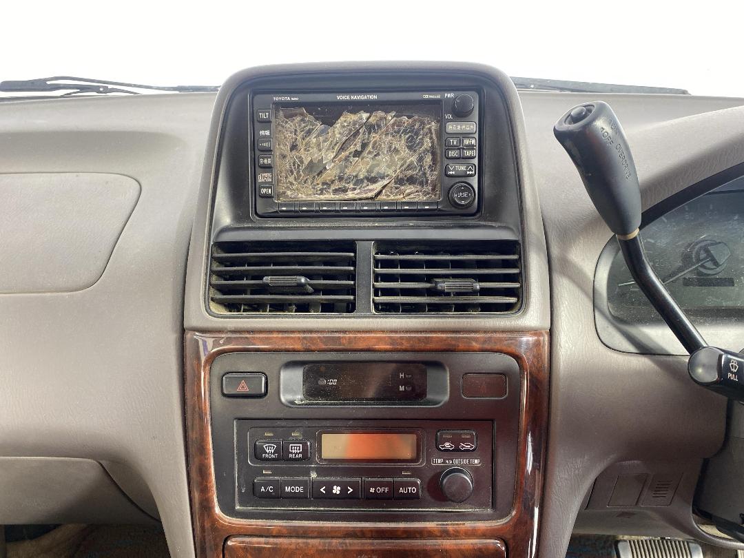 Photo '18' of Toyota Ipsum Photo '18' of Toyota Ipsum