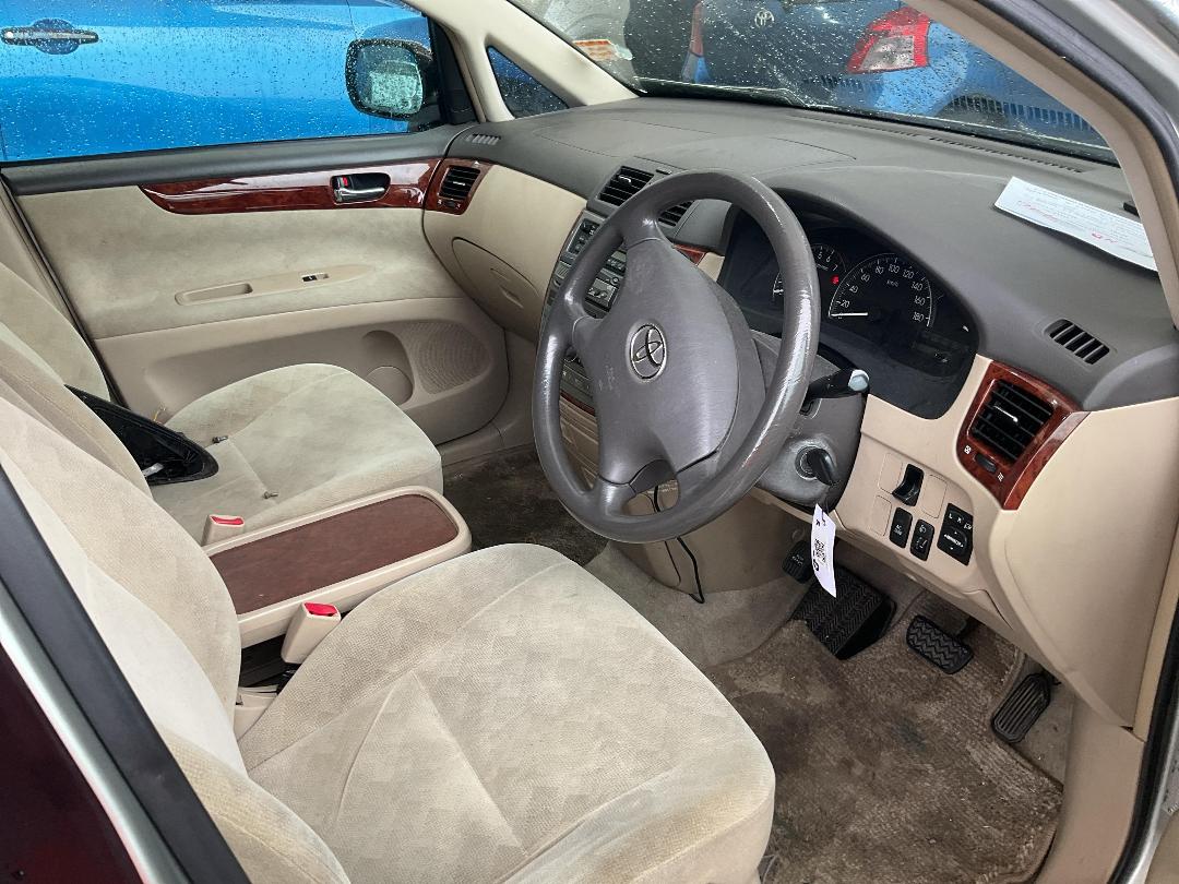 Photo '9' of Toyota Ipsum