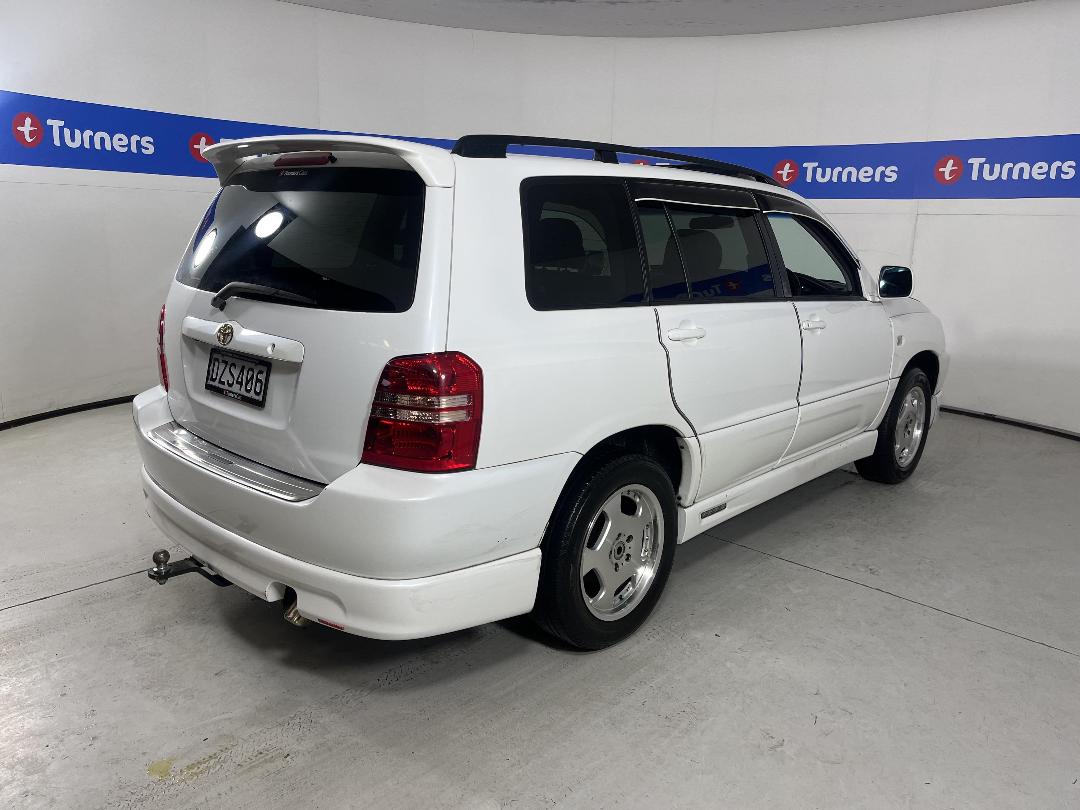 Photo '7' of Toyota Kluger Photo '7' of Toyota Kluger