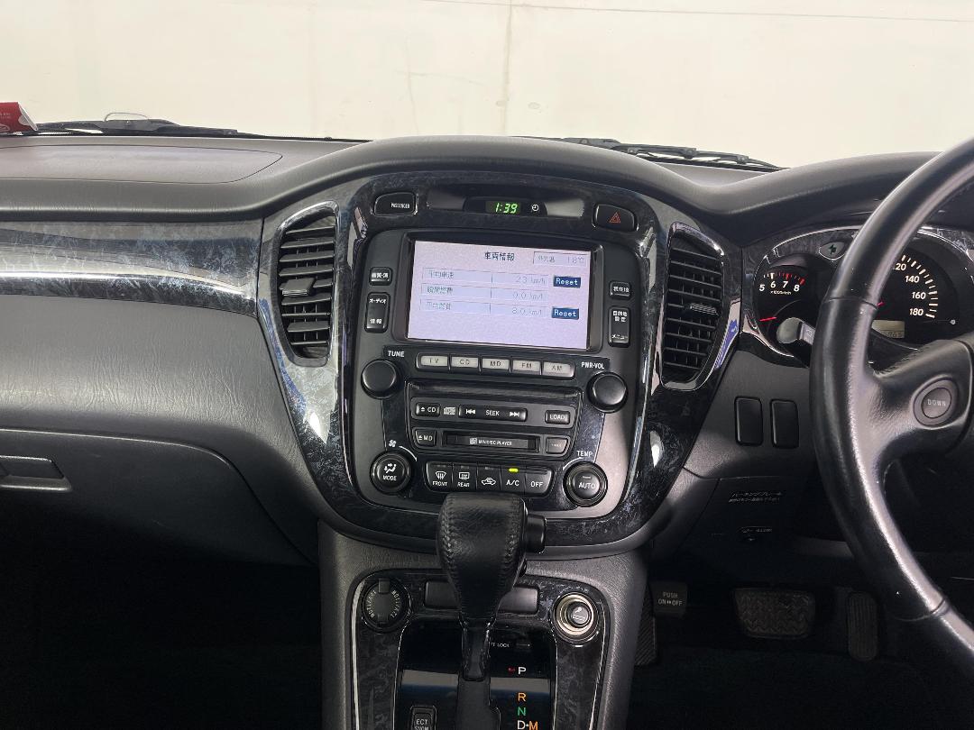 Photo '18' of Toyota Kluger Photo '18' of Toyota Kluger