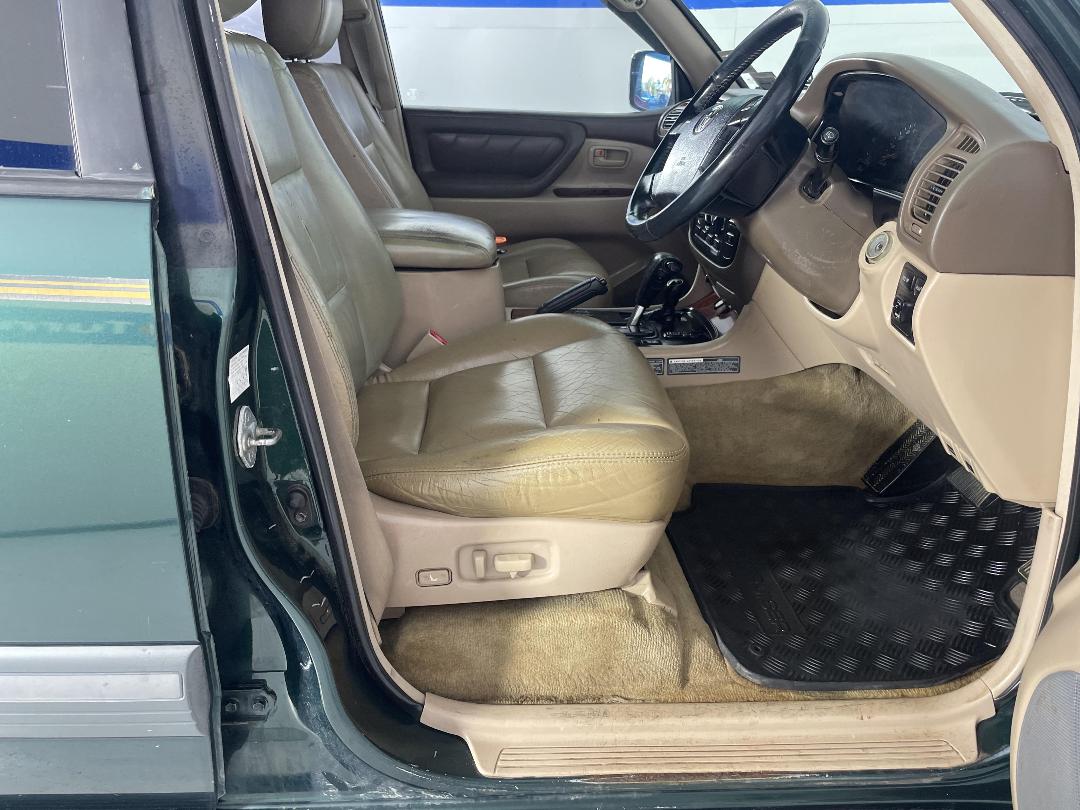 Photo '16' of Toyota Landcruiser