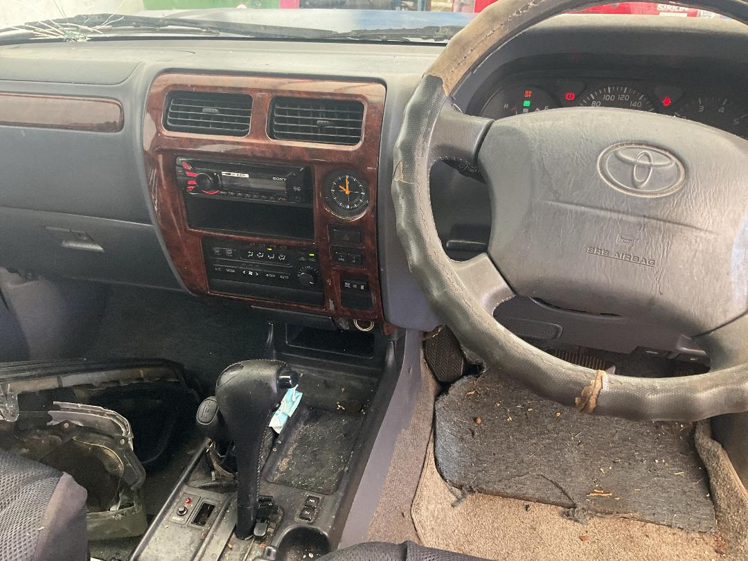 Photo '9' of Toyota Landcruiser Prado V6 VX WGN5