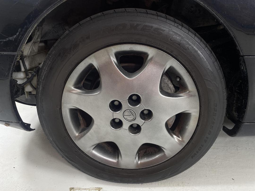 Photo '10' of Toyota Lexus LS Photo '10' of Toyota Lexus LS