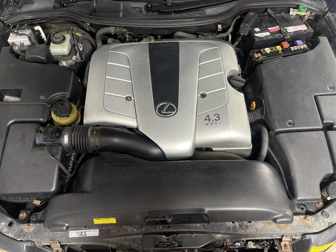 Photo '13' of Toyota Lexus LS Photo '13' of Toyota Lexus LS