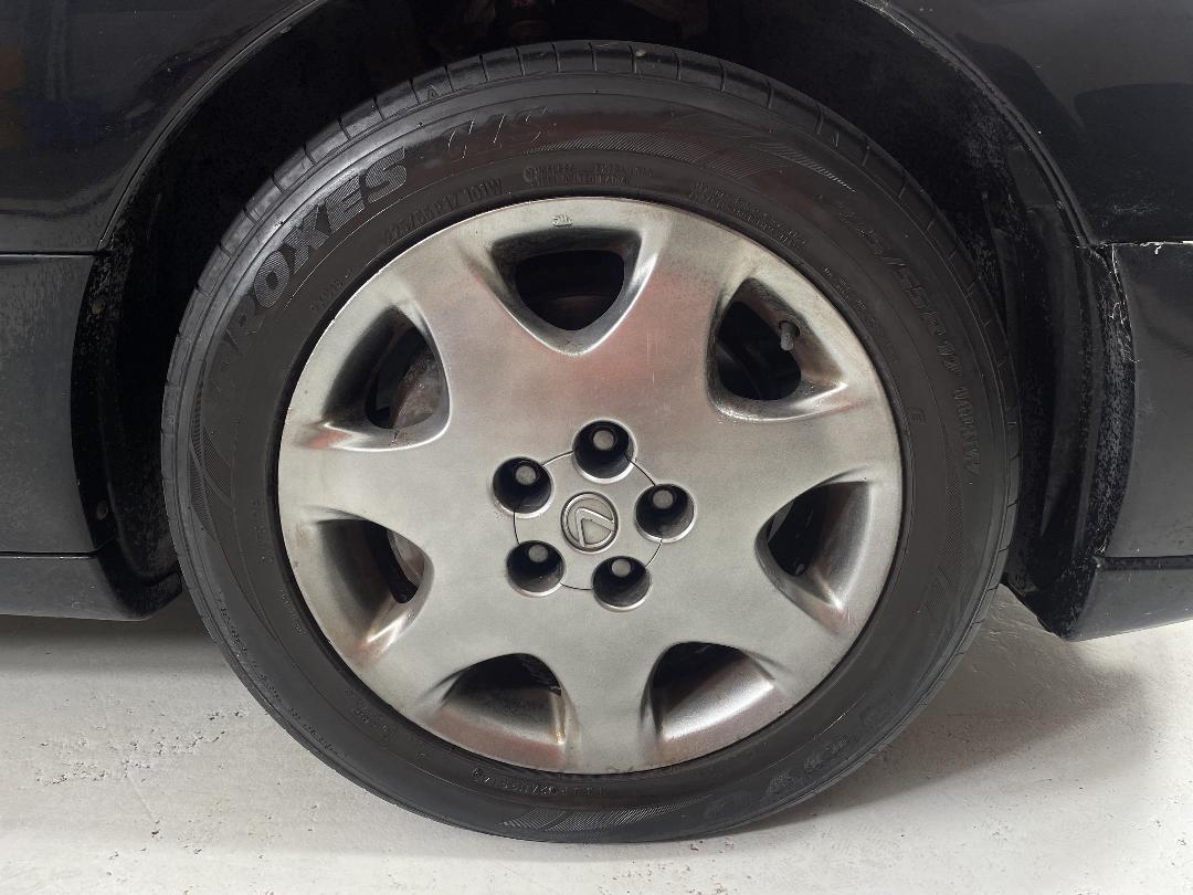 Photo '9' of Toyota Lexus LS Photo '9' of Toyota Lexus LS