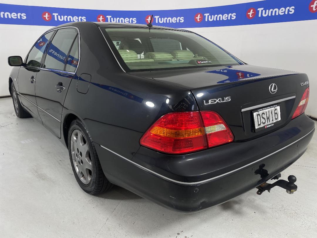 Photo '5' of Toyota Lexus LS Photo '5' of Toyota Lexus LS