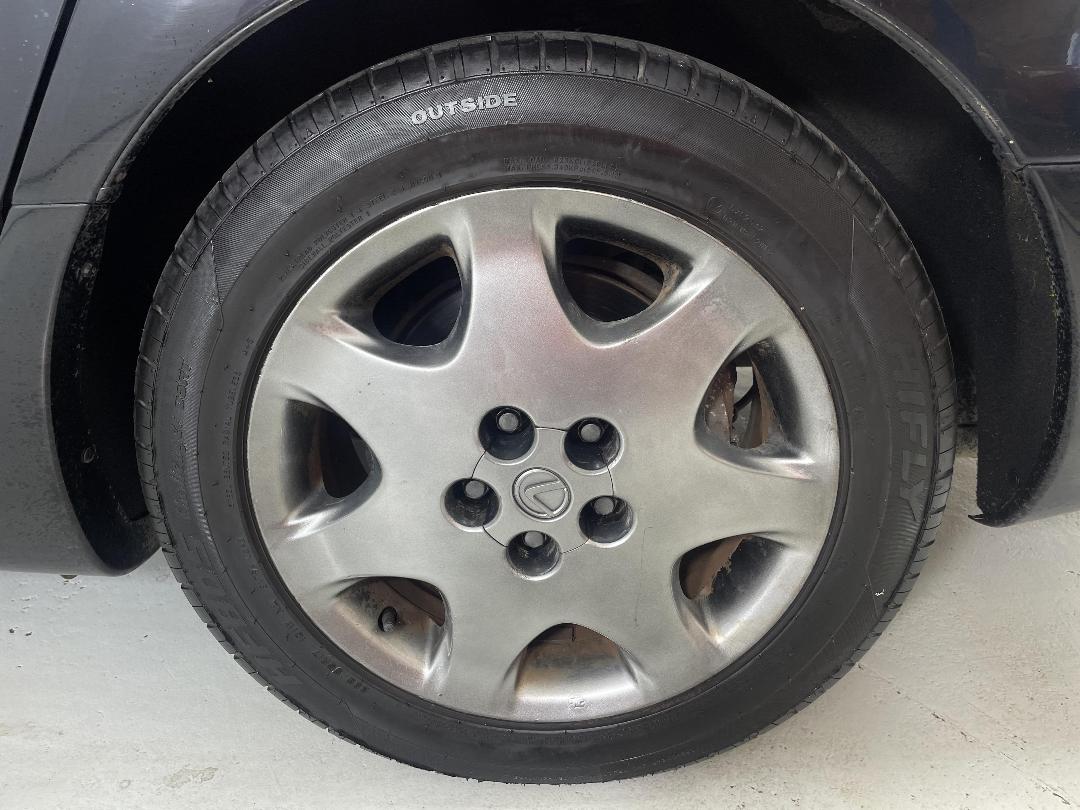 Photo '11' of Toyota Lexus LS Photo '11' of Toyota Lexus LS