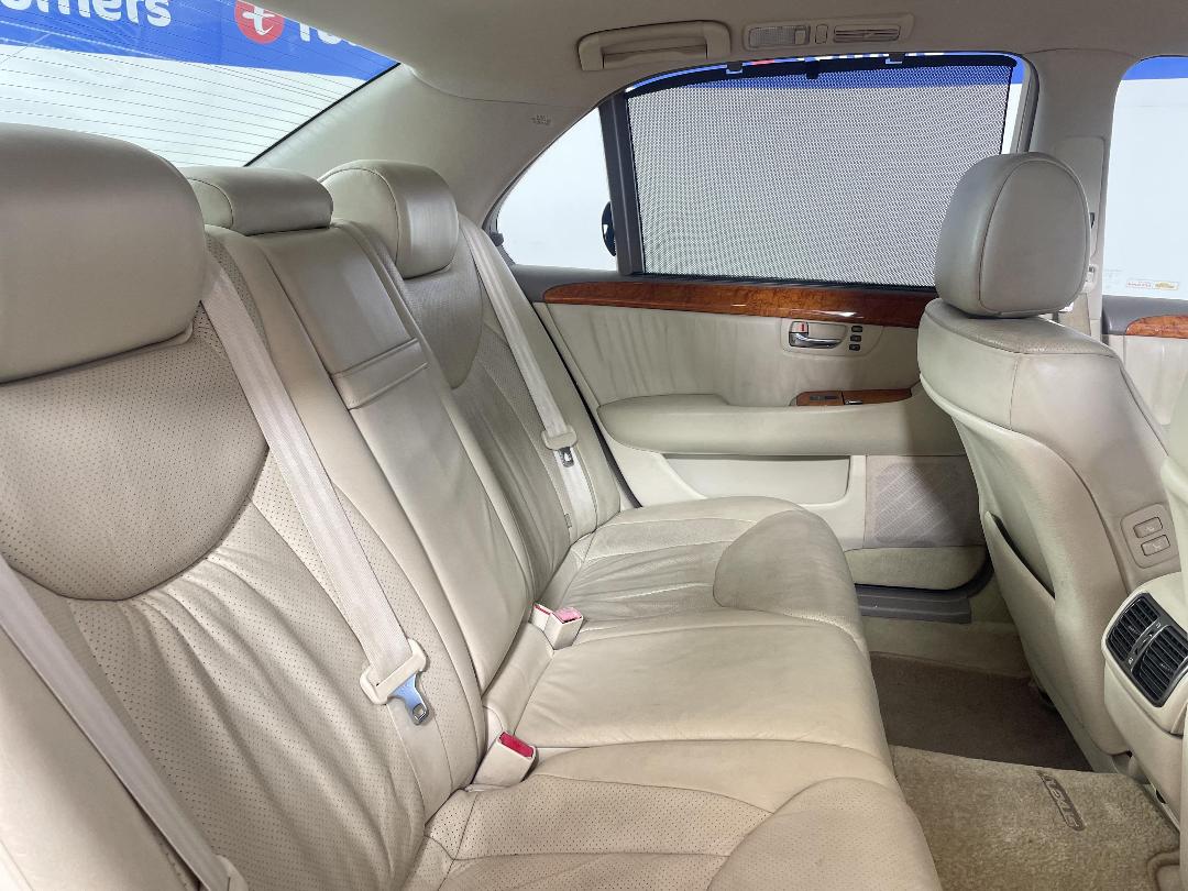 Photo '20' of Toyota Lexus LS Photo '20' of Toyota Lexus LS