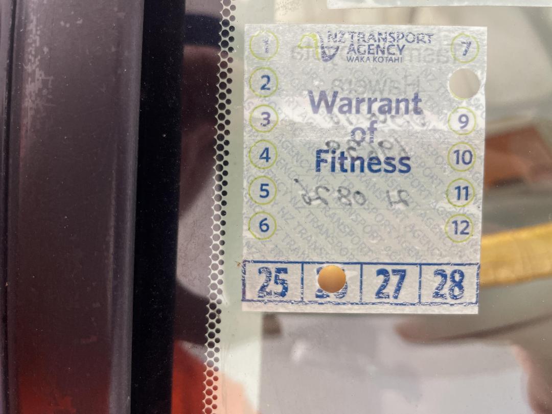 Photo '23' of Toyota Lexus LS Photo '23' of Toyota Lexus LS