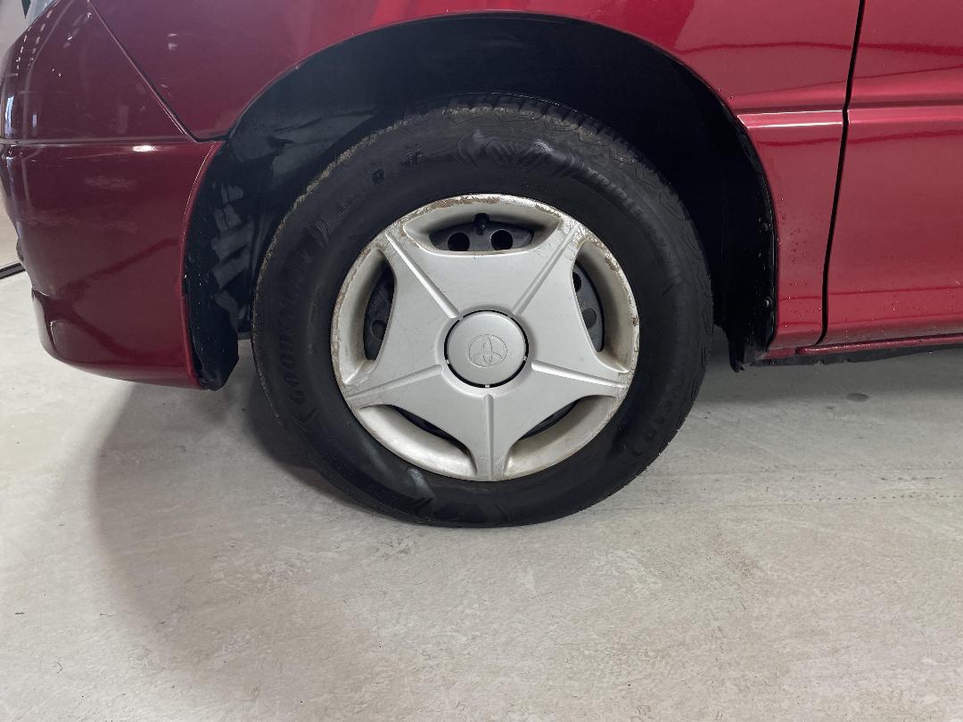 Photo '10' of Toyota Previa