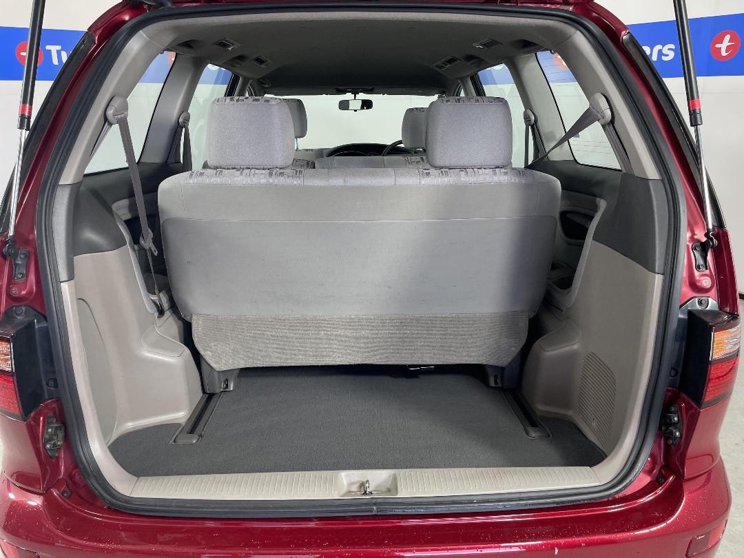 Photo '14' of Toyota Previa