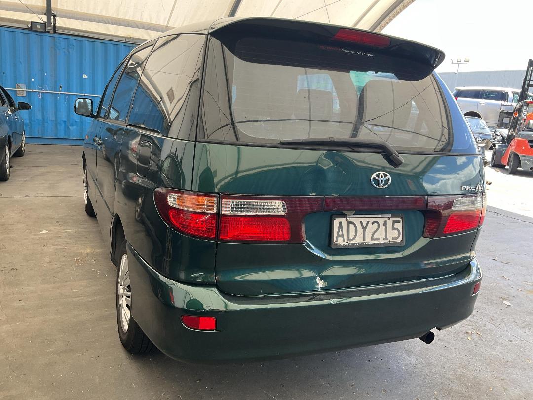Photo '10' of Toyota Previa