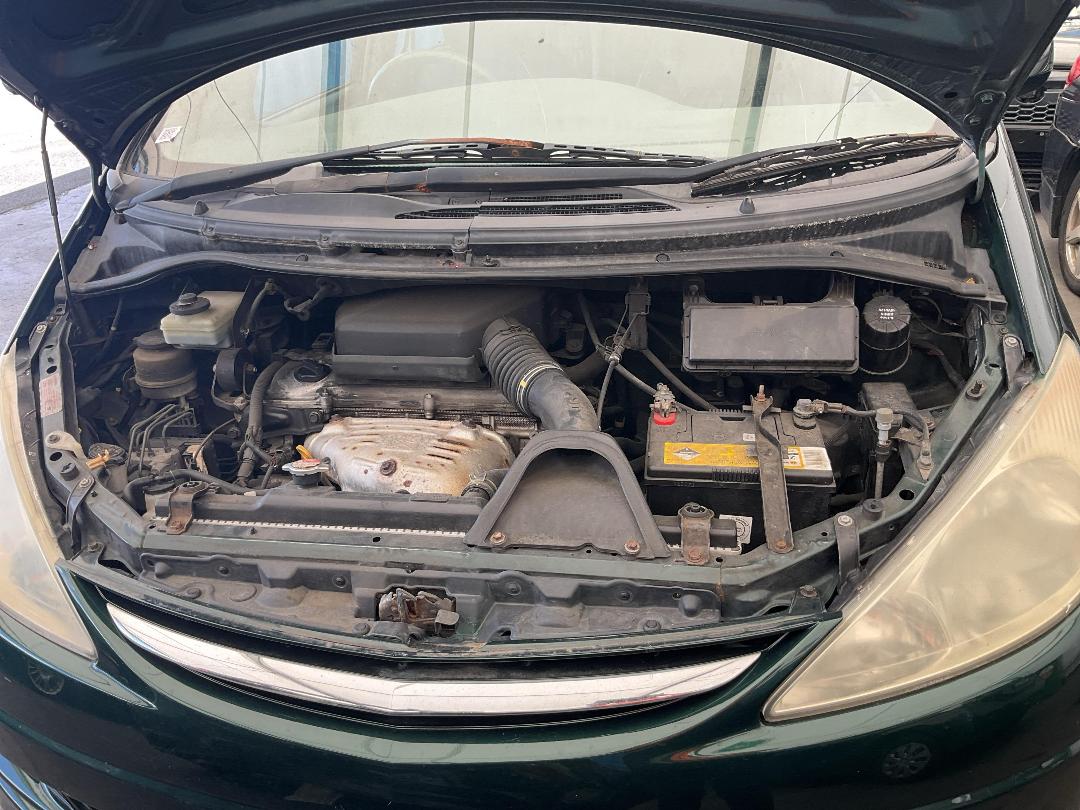 Photo '21' of Toyota Previa