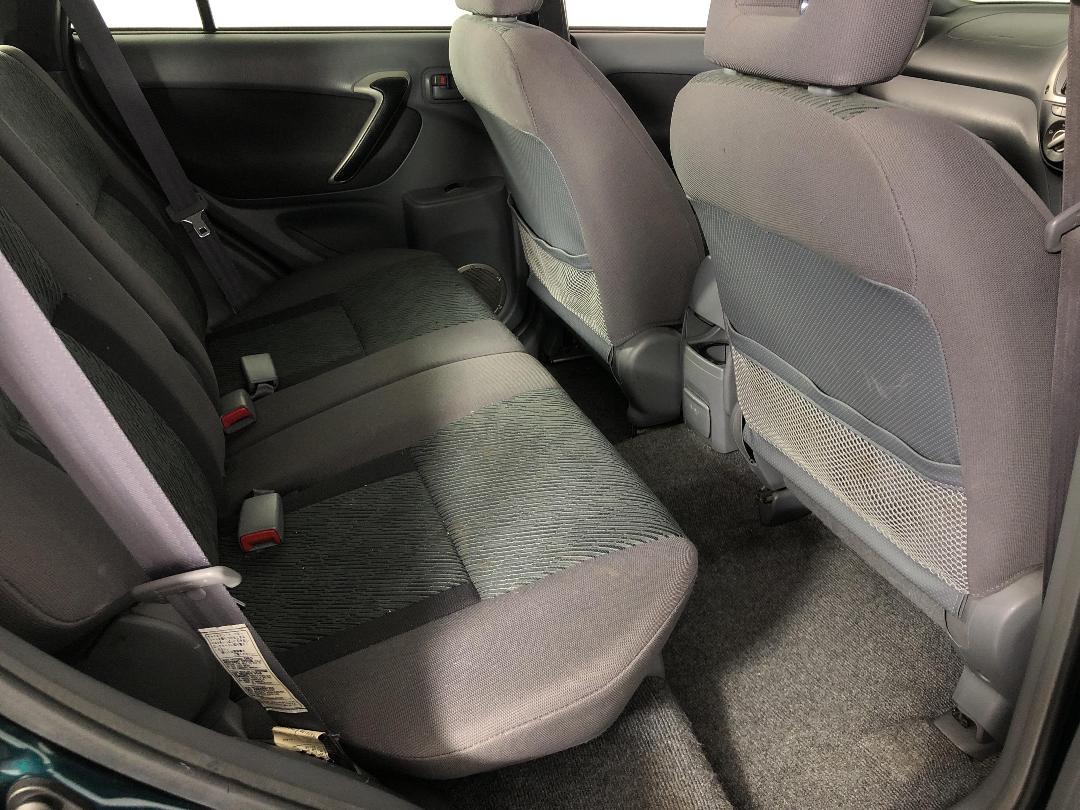 Photo '20' of Toyota Rav4