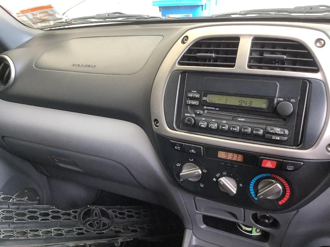 Photo '16' of Toyota Rav4 Photo '16' of Toyota Rav4