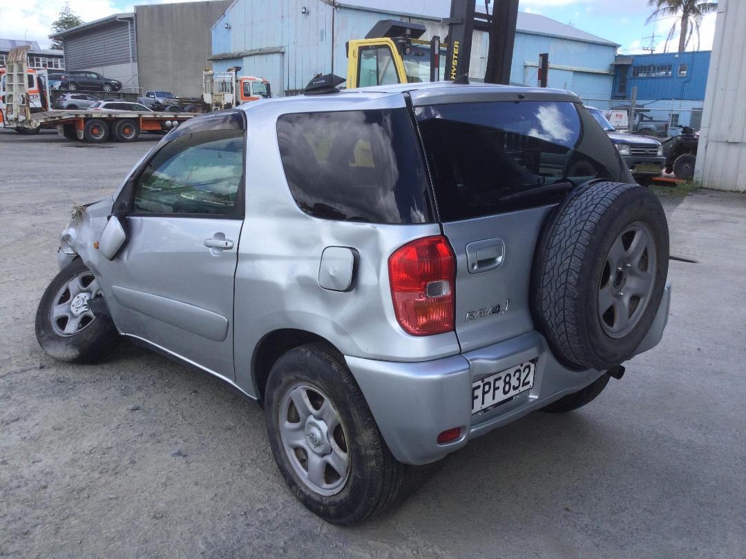 Photo '5' of Toyota Rav4 J Photo '5' of Toyota Rav4 J