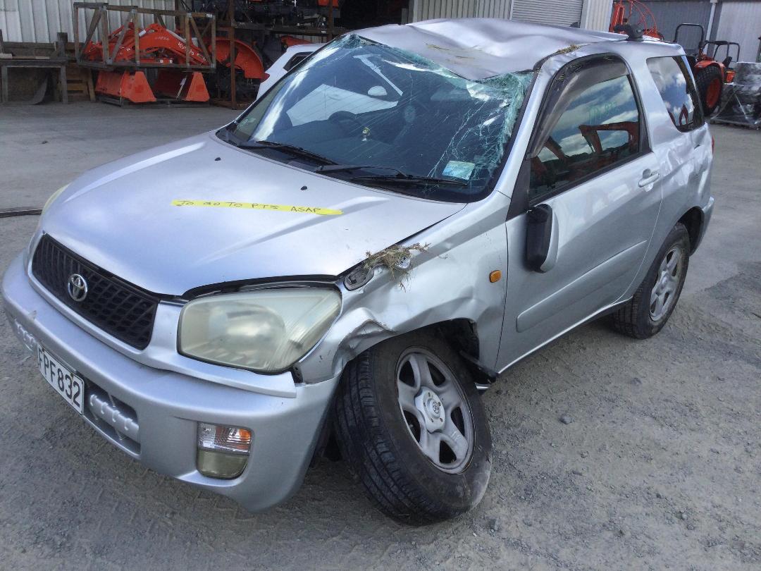 Photo '3' of Toyota Rav4 J Photo '3' of Toyota Rav4 J