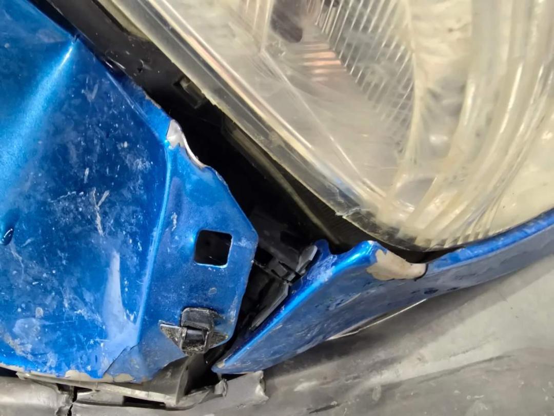 Photo '11' of Toyota Rav4