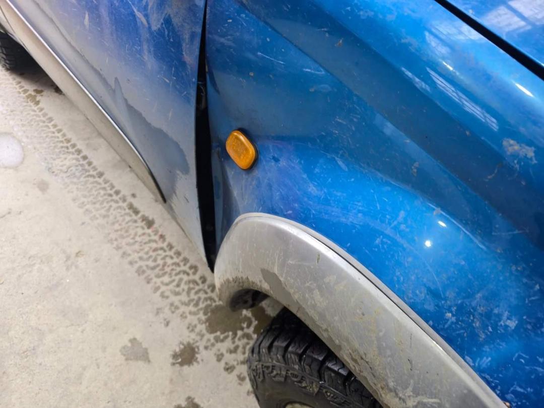 Photo '12' of Toyota Rav4