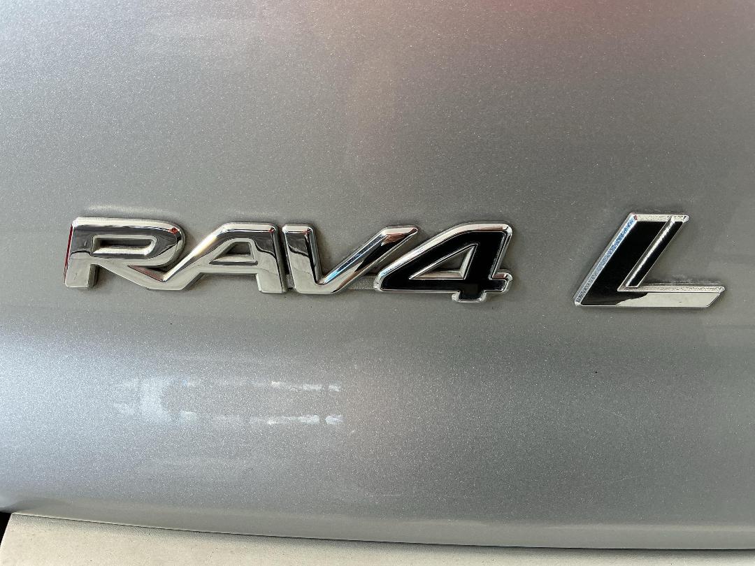 Photo '27' of Toyota Rav4l