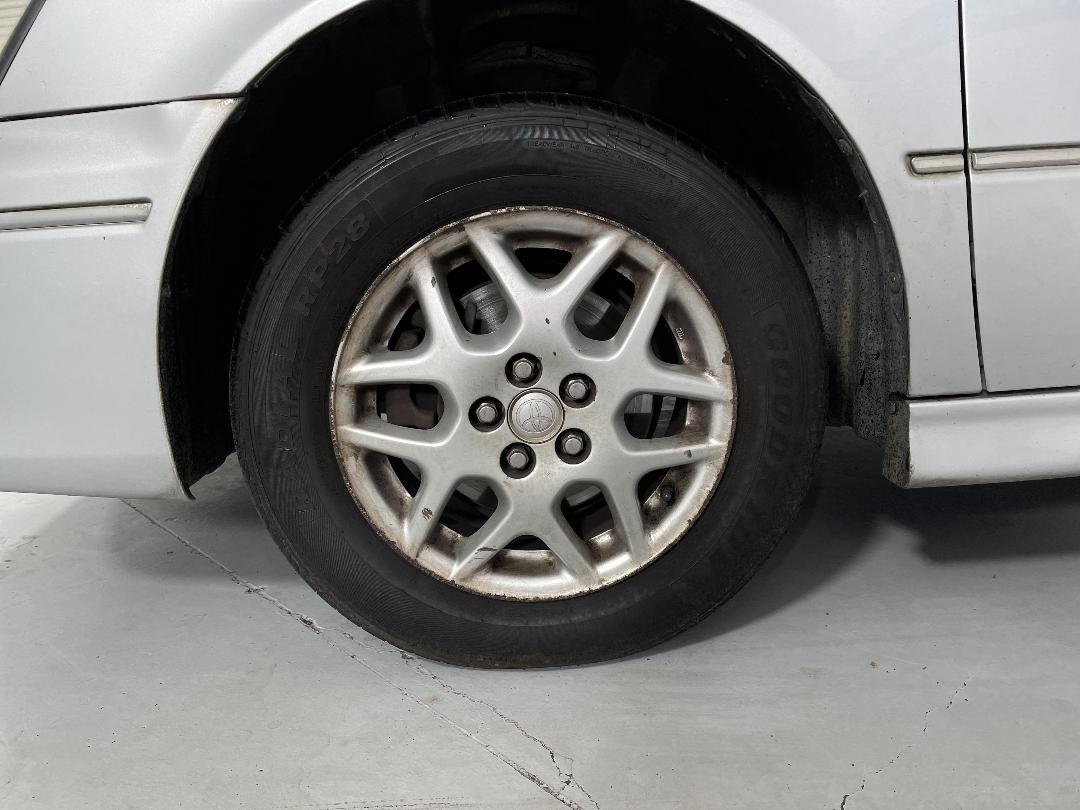 Photo '10' of Toyota Vista