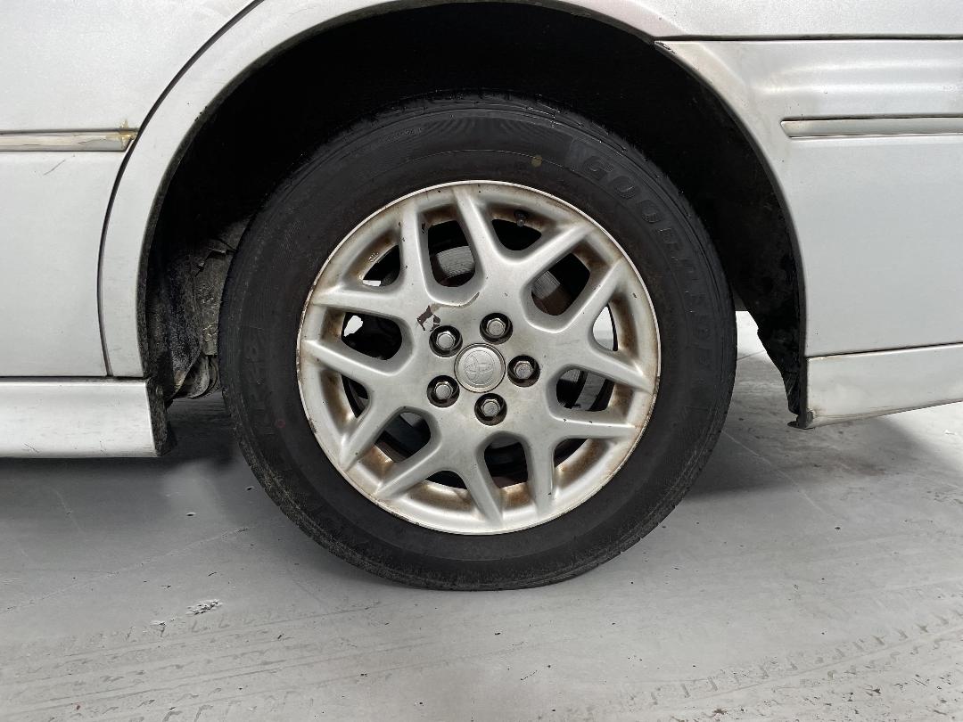 Photo '11' of Toyota Vista