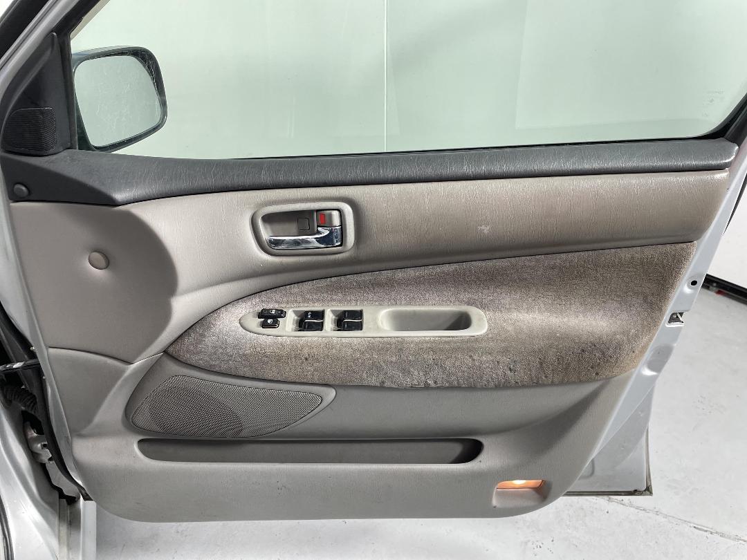 Photo '15' of Toyota Vista