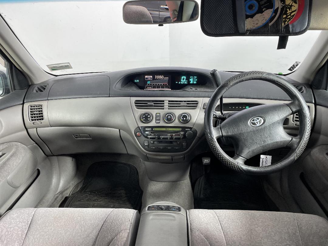 Photo '17' of Toyota Vista