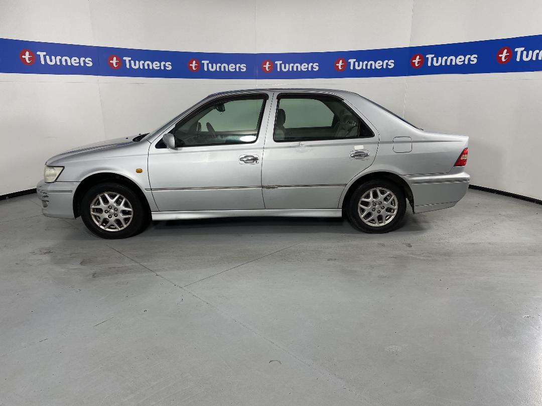 Photo '24' of Toyota Vista