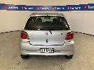 Thumbnail '6' of Toyota Vitz